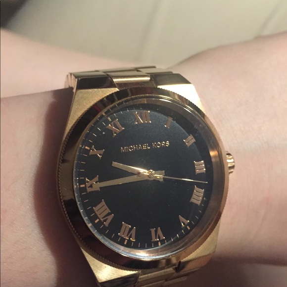 Michael Kors Stainless Steel Gold Color Watch - Picture 4 of 5